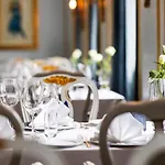 Hotel Refsnes Gods - By Classic Norway 4*