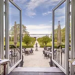 Hotel Refsnes Gods - By Classic Norway 4*
