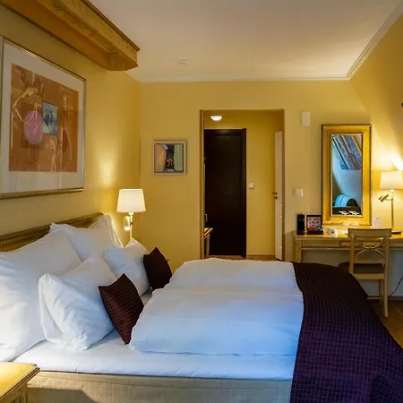 Refsnes Gods - By Classic Norway 모스