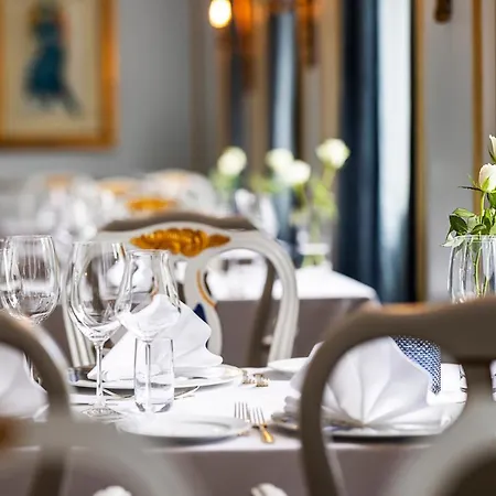 فندق Refsnes Gods - By Classic Norway 4*