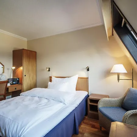 Refsnes Gods - By Classic Norway 4*