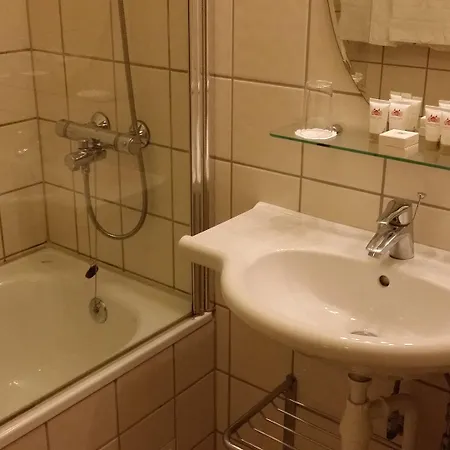 Refsnes Gods - By Classic Norway 4*