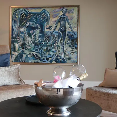 Refsnes Gods - By Classic Norway Moss