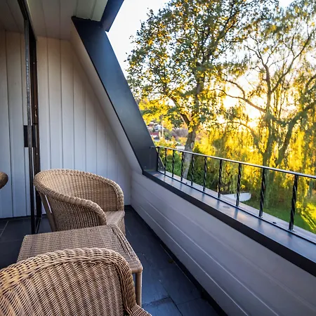 Refsnes Gods - By Classic Norway Отель 4*