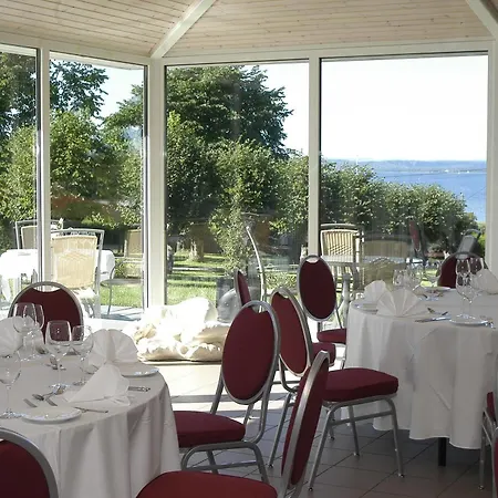 Refsnes Gods - By Classic Norway Moss