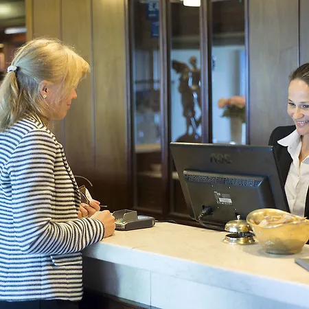 Refsnes Gods - By Classic Norway Moss