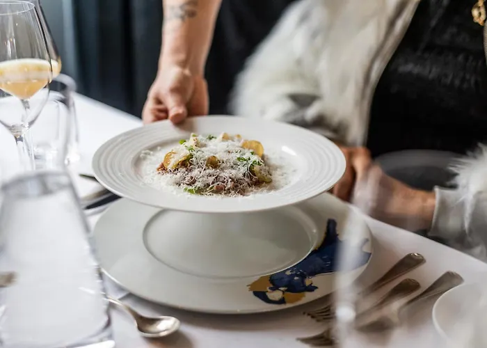 Refsnes Gods - By Classic Norway