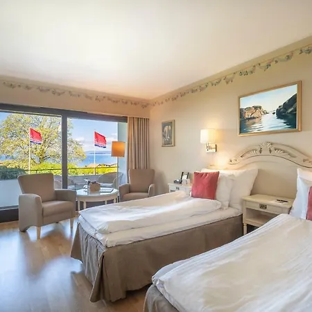 Refsnes Gods - By Classic Norway 4*